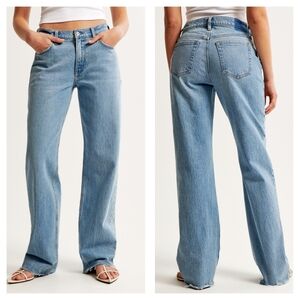 Abercrombie & Fitch Baggy Low Rise Straight Jeans, Medium Wash/Raw Hem, EUC!